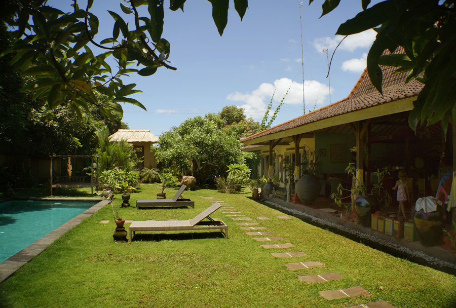 Pascal and Claude house for sale in Jimbaran Bali www.mr-cup.com