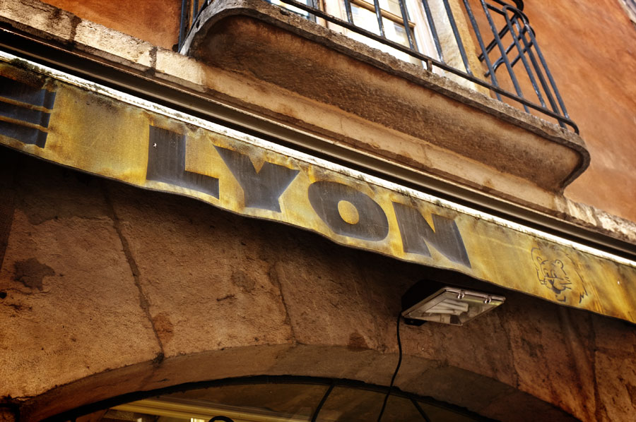 Lyon by www.mr-cup.com
