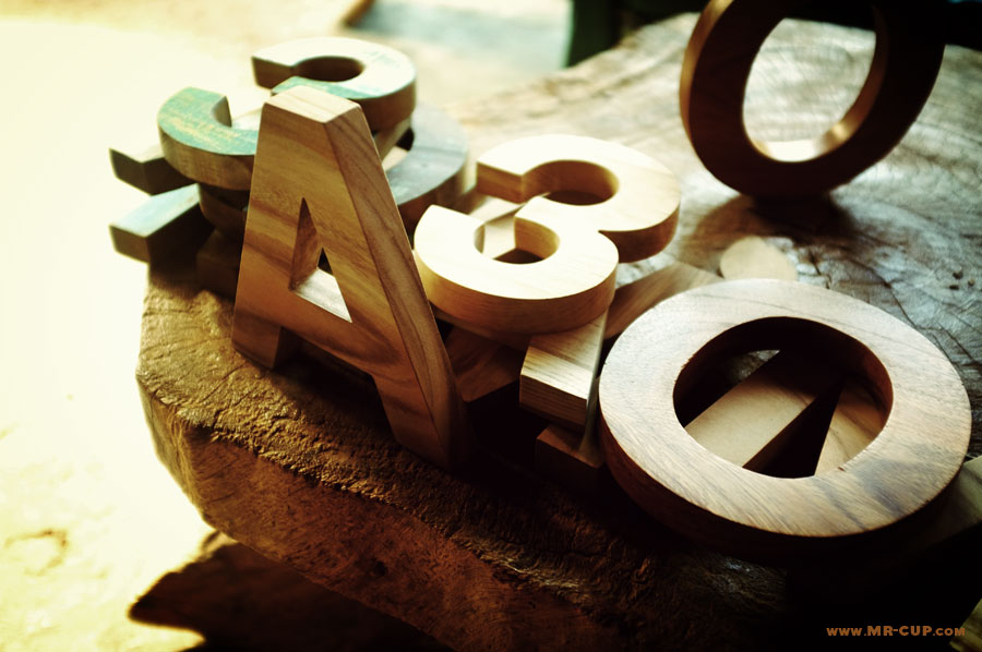 Mr Cup new products (preview) : The Helvetica WOOD letters