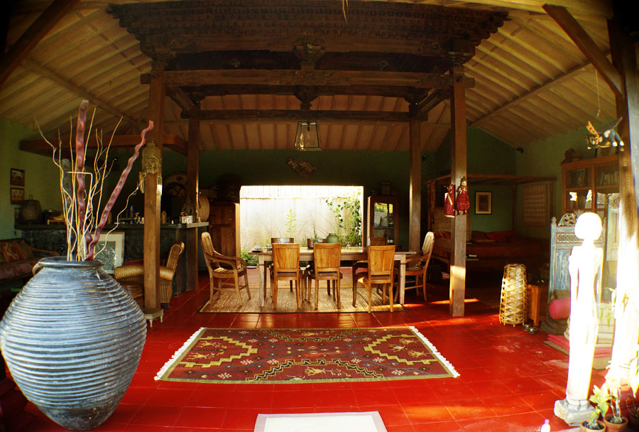 Pascal and Claude house for sale in Jimbaran Bali www.mr-cup.com