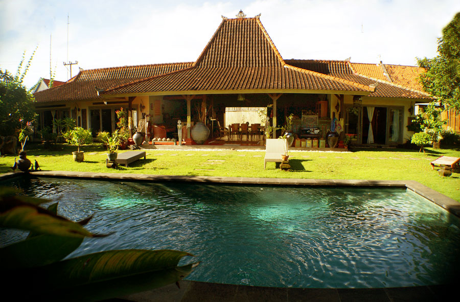 Pascal and Claude house for sale in Jimbaran Bali www.mr-cup.com