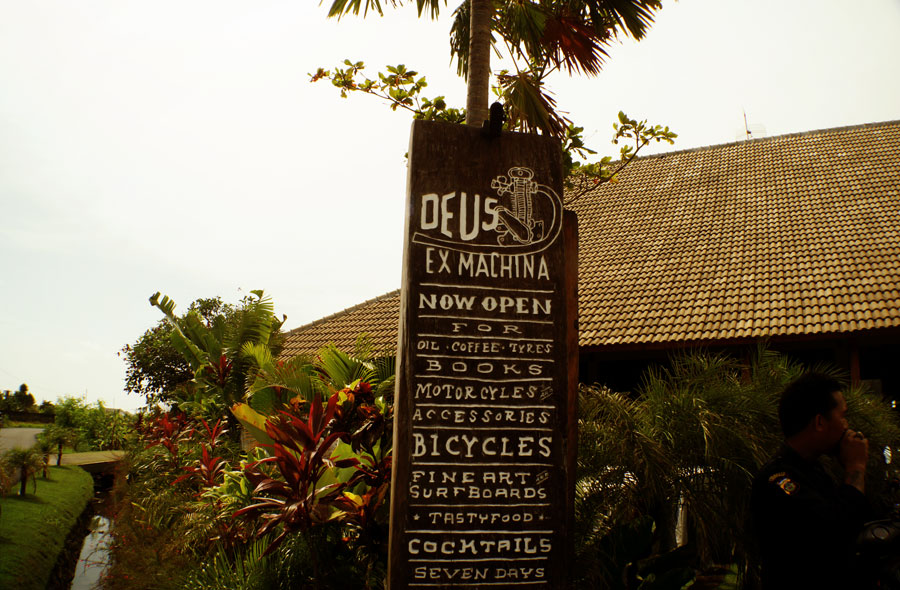 Deux Ex Machine Temple of Enthusiasm Canggu Bali www.mr-cup.com