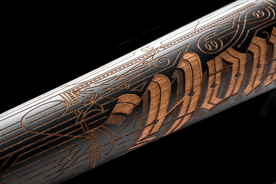 cantrell nike bat via www.mr-cup.com