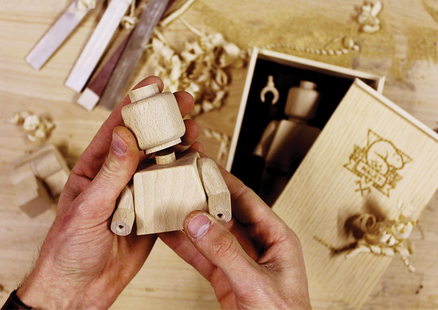 lego wood by Thibaut Malet via Mr Cup
